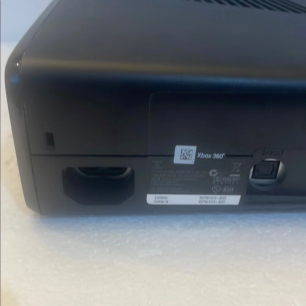 Xbox 360 Console with Kinect console & Manual tested & working